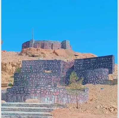 گزارش تصویری| آبشار مصنوعی در بام کاشمر معروف به بامشار با سرعت در حال اجراست