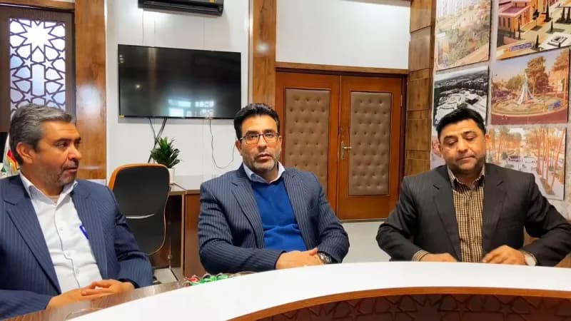 تقدیر و تشکر از زحمات پاکبانان محترم شهرداری کاشمر