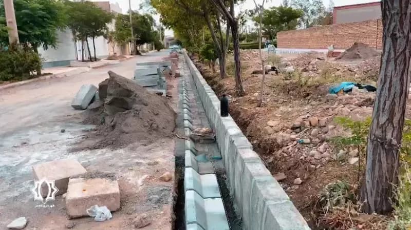 🎥 ویدیو| اجرای عملیات جدول گذاری معابر شهری، خیابان دانش ۱۶