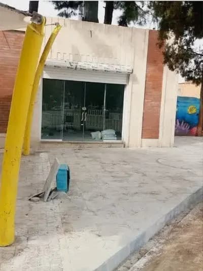 📷گزارش تصویری|  عملیات کفسازی وسنگ فرش جلوی مغازه های تجاری وسرویس بهداشتی پارک شهید عسگری