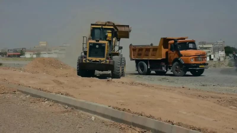 عملیات زیرسازی کمربندی نسیم در راستای آماده‌سازی برای آسفالت