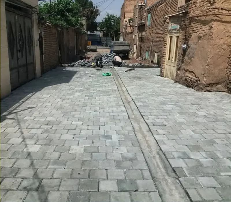 📷گزارش تصویری| عملیات نصب تایل بتنی کوچه سلطانیه ۵