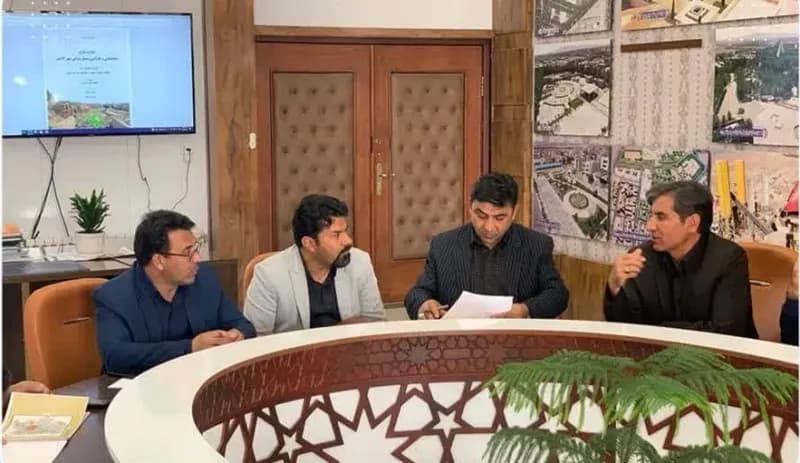 دیدار رئیس اداره اوقاف بهمراه کارشناسان با شهردار کاشمر