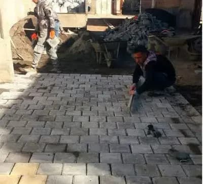 📷گزارش تصویری|  عملیات‌نصب جدول کانیووسط ونصب تایل بتنی کوچه سلمان فارسی ۲۸