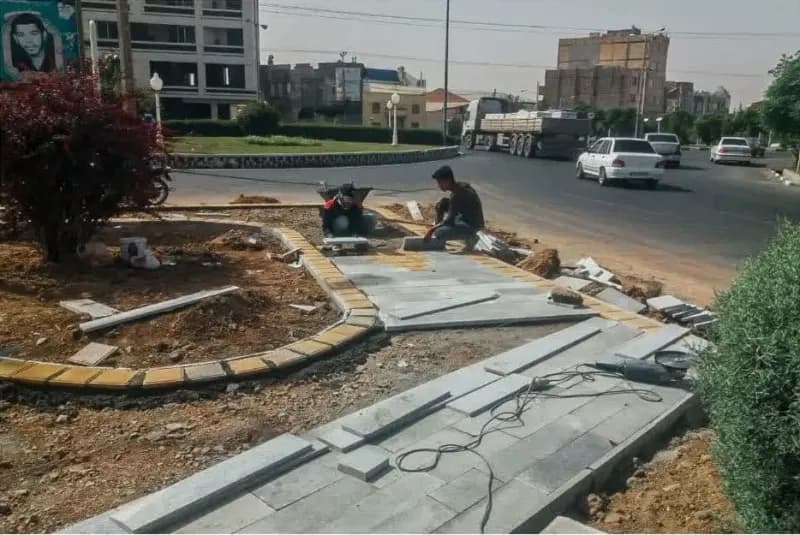 📸گزارش تصویری||  مراحل پایانی کف سازی وسنگ فرش بلوارمعلم