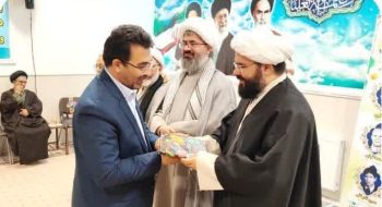تجلیل از زحمات شهردار و اداره فرهنگی اجتماعی ورزشی شهرداری