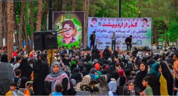 📷گزارش تصویری|همایش بزرگ پیاده روی خانوادگی گذر از اردیبهشت، همزمان با هفته معلم و روز شورا و روز کارگر