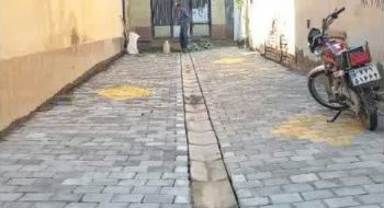 📸گزارش تصویری|| عملیات نصب جدول کانیووسط ونصب تایل بتنی کوچه شاهد ۱۲