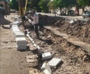 📸گزارش تصویری|| عملیات نصب جدول سنگی خیابان بهبودی غربی