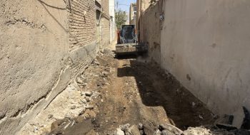 📷گزارش تصویری| اجرای عملیات زیرسازی جهت کفسازی معابرشهری، خیابان فاطمیه ١٩