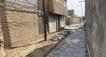 📷گزارش تصویری| اجرای عملیات تایل فرش معابر شهری، خیابان فاطمیه ١٧