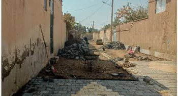 📷گزارش تصویری|  عملیات‌نصب جدول کانیووسط ونصب تایل بتنی کوچه نیازمند ۱۹