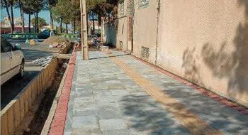 📷گزارش تصویری|  عملیات پیاده روسازی وسنگ فرش پیاده روضلع شمالی خیابان شهید فیاض بخش شرقی