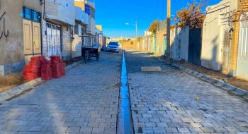 گزارش تصویری 📸|   اجرای عملیات تایل فرش معابر شهری خیابان نیلوفر شمالی ۱۶