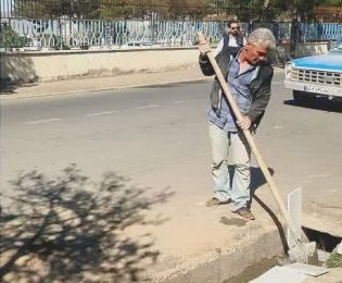 📷گزارش تصویری|  اصلاح شیب کانال آب ضلع جنوبی آرامگاه شهید مدرس