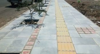 📷گزارش تصویری|  ادامه عملیات کفسازی وسنگ فرش پیاده رو نبش کوچه ارغوان