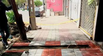 📷گزارش تصویری|  لکه گیری پیاده  حاشیه خیابان شهید اکبرنژاد  (محل نشست پیاده رو)