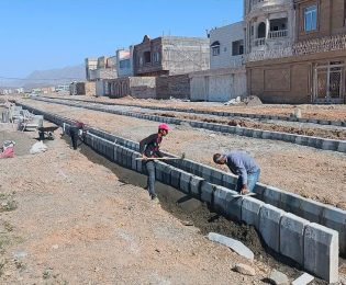 📷گزارش تصویری|  ادامه عملیات نصب جدول ضلع شمالی بولوار شورا