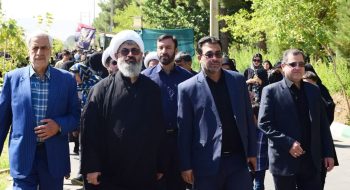 بازدید مهندس کوهسرخی شهردار کاشمر به اتفاق امام جمعه محترم شهرستان کاشمر حجت الاسلام والمسلمین دکتر طاهری از مواکِب در طول مسیر بولوار سیدمرتضی ع