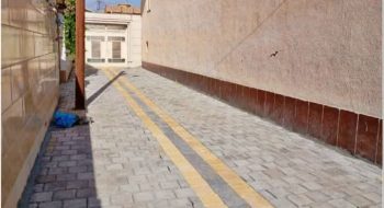 عملیات نصب تایل بتنی کوچه ۱۷شهریور۱۴/۴