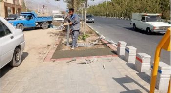 شروع عملیات کفسازی وسنگ فرش  آیلند روبه رودانشگاه عالی