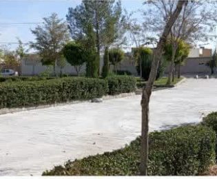 ادامه‌عملیات کفسازی ونصب تایل بتنی وموزاییک فرش پارک دانش ۱۶