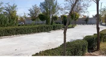ادامه‌عملیات کفسازی ونصب تایل بتنی وموزاییک فرش پارک دانش ۱۶