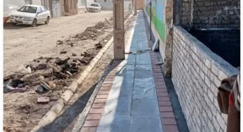 شروع عملیات پیاده روسازی وسنگ فرش  پیاده رو ضلع شرقی مدرسه باهنر(۱۵خرداد۳)