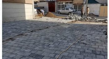 عملیات نصب تایل بتنی کوچه رسالت ۴