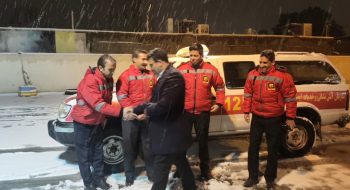 عملیات برف‌روبی و رفع لغزندگی معابر سطح شهر کاشمر بامداد ۲۲ بهمن ماه  واحد ماشین آلات شهرداری کاشمر