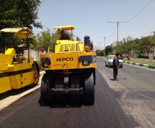 اجرای عملیات آسفالت بولوار جمهوری اسلامی